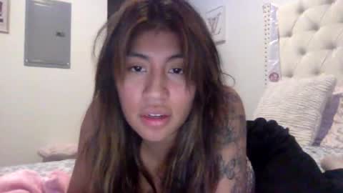 pretty_girl828687 online show from April 2026 05:24:02 AM