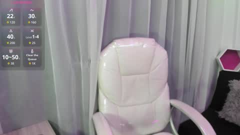 Snapshot of pretty_johnson_ chatting on February 2026 11:33:01 AM pretty online show from February 2026 11:33:01 AM