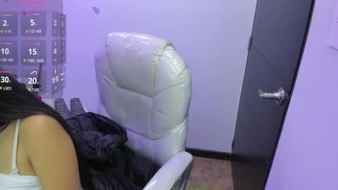 Snapshot of pretty_johnson_ chatting on March 2026 11:38:02 AM pretty online show from March 2026 11:38:02 AM