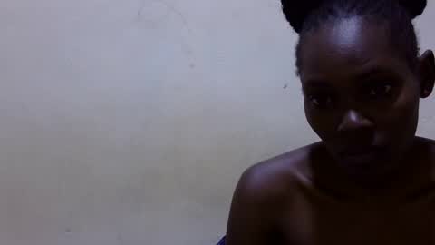 pretty_leila1 online show from March 2026 07:01:01 AM