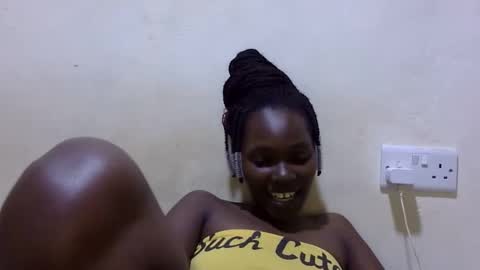 pretty_leila1 online show from May 2026 01:05:01 PM