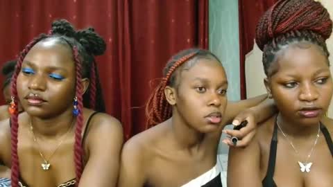 Pretty online show from February 2026 03:52:02 PM