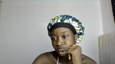 pretty luv1 online show from March 2026 08:01:02 PM