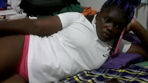 pretty_melan online show from April 2026 04:43:02 AM