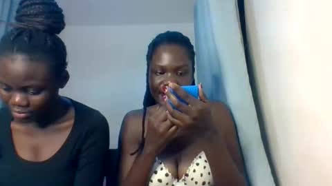 Snapshot of pretty_naya1 chatting on October 2025 06:36:01 PM Naya online show from October 2025 06:36:01 PM