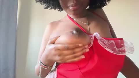 Pretty peaches online show from January 2026 03:26:01 PM