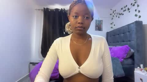 Pretty peaches online show from February 2026 11:47:02 AM