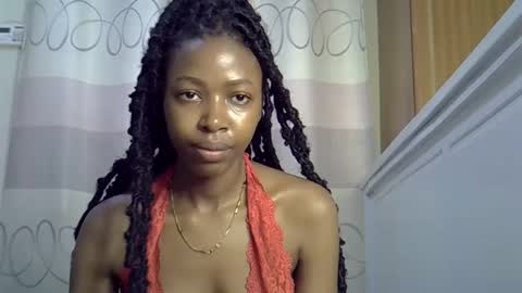 pretty_petite24 online show from January 2025 07:56:01 AM