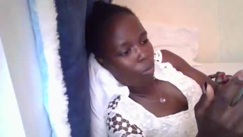 pretty_petite_ebony online show from May 2026 02:22:01 PM