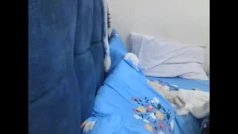 pretty_petite_ebony online show from May 2026 01:33:02 AM