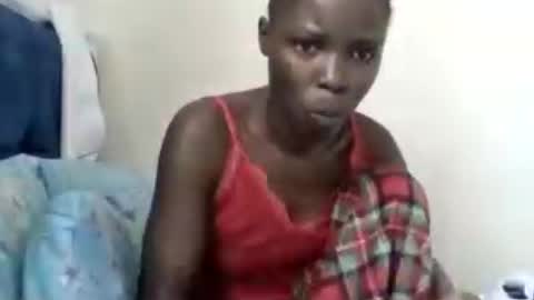 pretty_petite_ebony online show from June 2026 12:15:01 PM