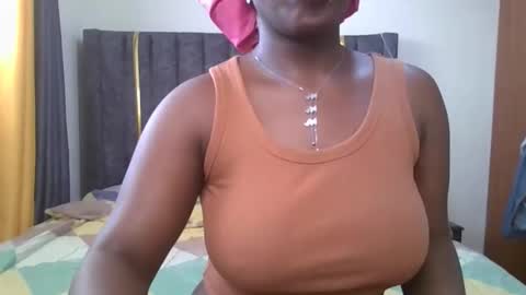 pretty_shila online show from January 2026 12:53:01 PM