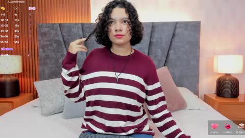 Snapshot of pretty_sunlight_ chatting on January 2025 01:54:01 AM Daisy Flower online show from January 2025 01:54:01 AM