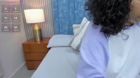 Snapshot of pretty_sunlight_ chatting on September 2025 01:39:01 AM Daisy Flower online show from September 2025 01:39:01 AM