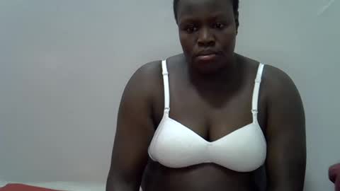 Snapshot of pretty_suzzy chatting on October 2025 05:52:01 AM sexy pie online show from October 2025 05:52:01 AM