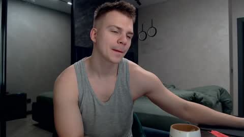 Snapshot of pretty_sweety chatting on December 2024 07:10:01 AM Justin online show from December 2024 07:10:01 AM