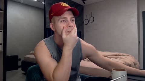 Snapshot of pretty_sweety chatting on January 2025 04:26:01 AM Justin online show from January 2025 04:26:01 AM