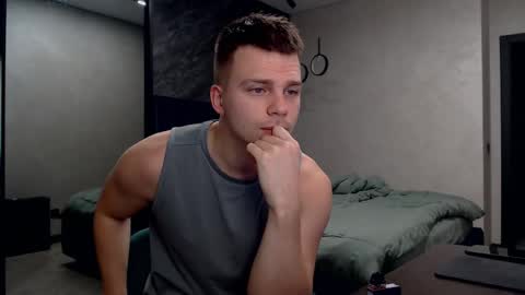 Snapshot of pretty_sweety chatting on February 2025 03:22:01 AM Justin online show from February 2025 03:22:01 AM