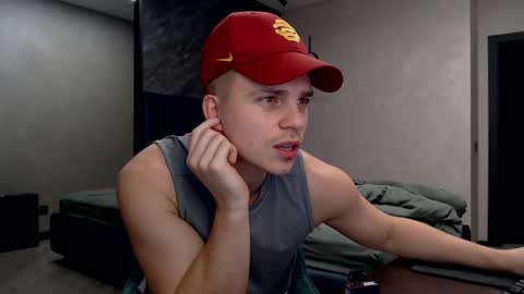 Snapshot of pretty_sweety chatting on February 2025 06:12:02 AM Justin online show from February 2025 06:12:02 AM