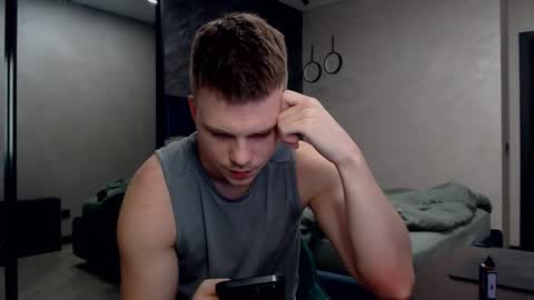 Snapshot of pretty_sweety chatting on February 2025 06:43:02 PM Justin online show from February 2025 06:43:02 PM