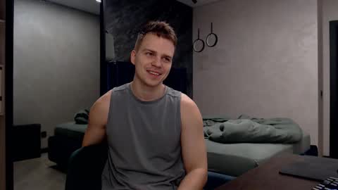 Snapshot of pretty_sweety chatting on March 2025 03:43:01 AM Justin online show from March 2025 03:43:01 AM