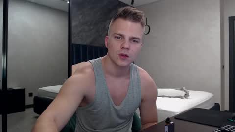 Justin online show from October 2025 02:34:01 AM