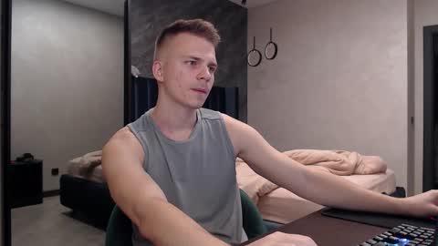 Justin online show from November 2025 06:03:01 AM