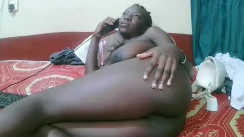 Snapshot of pretty_tiffany1 chatting on December 2025 06:32:01 AM pretty_tiffany1 online show from December 2025 06:32:01 AM