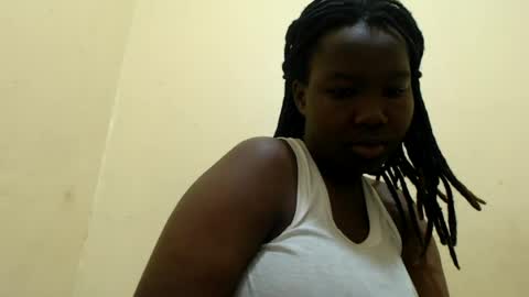Snapshot of prettybabie12 chatting on July 2026 04:43:02 PM prettybabie12 online show from July 2026 04:43:02 PM
