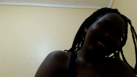 Snapshot of prettybabie12 chatting on August 2026 09:28:01 PM prettybabie12 online show from August 2026 09:28:01 PM