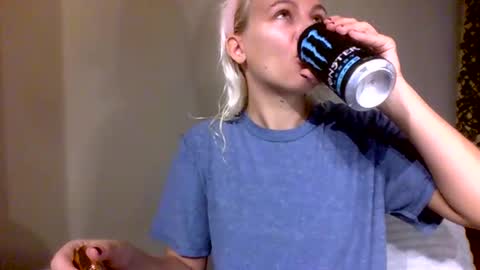 Missy  Jack online show from December 2025 05:53:02 PM