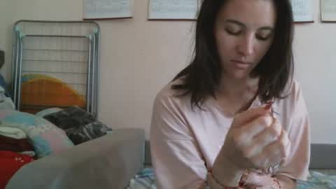 Bella online show from September 2025 10:31:02 AM