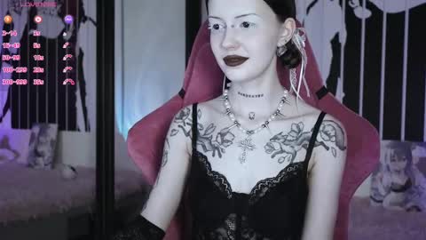 Snapshot of prettybones chatting on February 2025 01:53:02 PM Violet online show from February 2025 01:53:02 PM