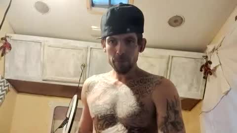 Snapshot of prettyboytatted69 chatting on January 2025 01:58:01 PM Prettyslangin69 FYPM online show from January 2025 01:58:01 PM