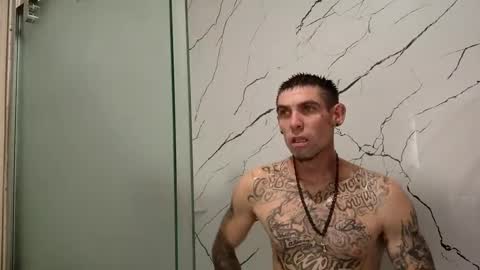 Snapshot of prettyboytatted69 chatting on January 2025 08:18:02 AM Prettyslangin69 FYPM online show from January 2025 08:18:02 AM