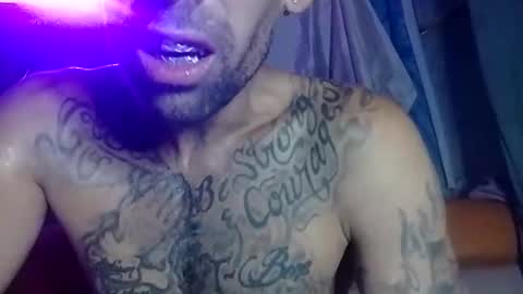 Snapshot of prettyboytatted69 chatting on October 2025 03:15:02 AM Prettyslangin69 FYPM online show from October 2025 03:15:02 AM