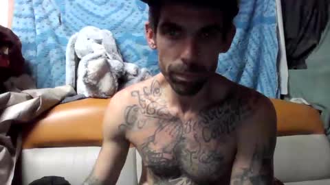 Snapshot of prettyboytatted69 chatting on October 2025 05:09:02 AM Prettyslangin69 FYPM online show from October 2025 05:09:02 AM