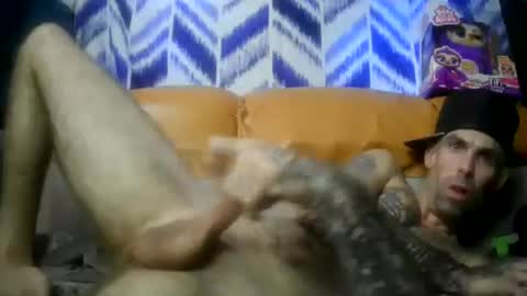 Snapshot of prettyboytatted69 chatting on November 2025 05:12:02 PM Prettyslangin69 FYPM online show from November 2025 05:12:02 PM