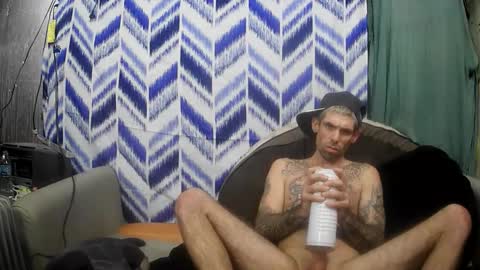 Snapshot of prettyboytatted69 chatting on December 2025 09:02:01 AM Prettyslangin69 FYPM online show from December 2025 09:02:01 AM