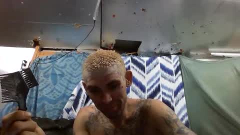 Snapshot of prettyboytatted69 chatting on January 2026 09:14:01 AM Prettyslangin69 FYPM online show from January 2026 09:14:01 AM