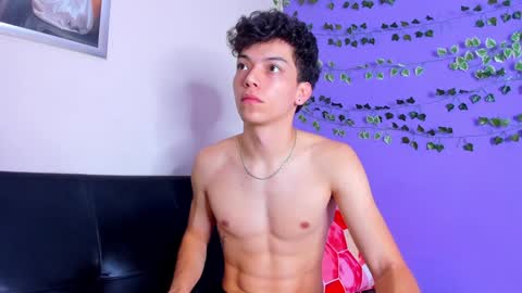 Enzo  Denis online show from January 2025 06:39:01 PM