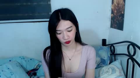 ASHLEY online show from December 2025 03:18:02 PM