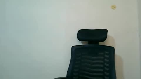 Snapshot of prettyellah chatting on February 2026 07:16:02 AM prettyellah online show from February 2026 07:16:02 AM