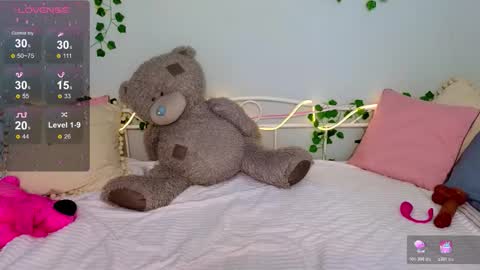 Evie online show from February 2026 09:02:01 AM