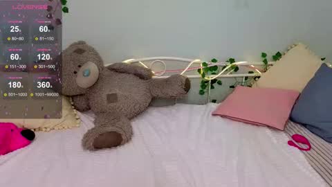 Evie online show from February 2026 09:57:02 AM