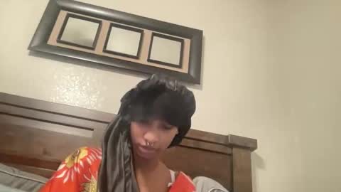 Snapshot of prettyfacefemale chatting on June 2026 07:29:01 PM prettyfacefemale online show from June 2026 07:29:01 PM