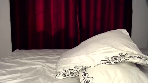 Snapshot of prettygoddess1 chatting on October 2025 06:11:02 AM Mary online show from October 2025 06:11:02 AM