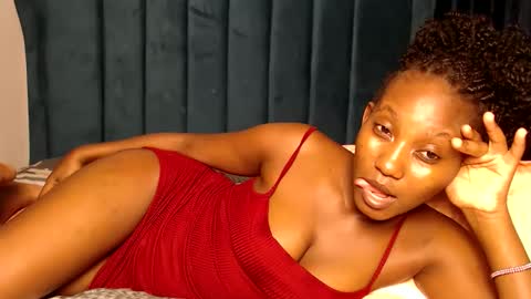 Snapshot of prettygoddess1 chatting on November 2025 06:07:02 PM Mary online show from November 2025 06:07:02 PM