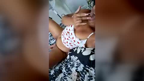 Snapshot of prettyini chatting on August 2026 05:23:02 PM prettyini online show from August 2026 05:23:02 PM