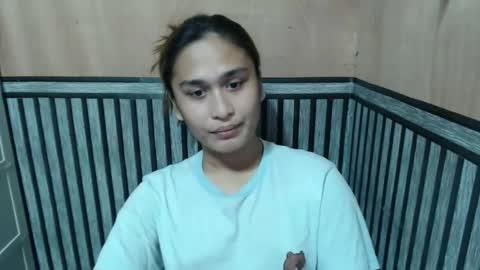 Snapshot of prettykate_04 chatting on October 2025 01:28:01 AM Kate online show from October 2025 01:28:01 AM